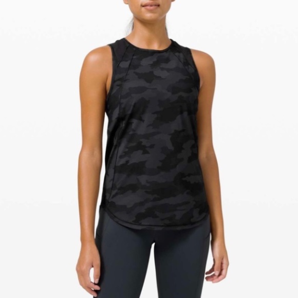 lululemon athletica Tops - Lululemon Black Camo Sculpt Tank Size 2